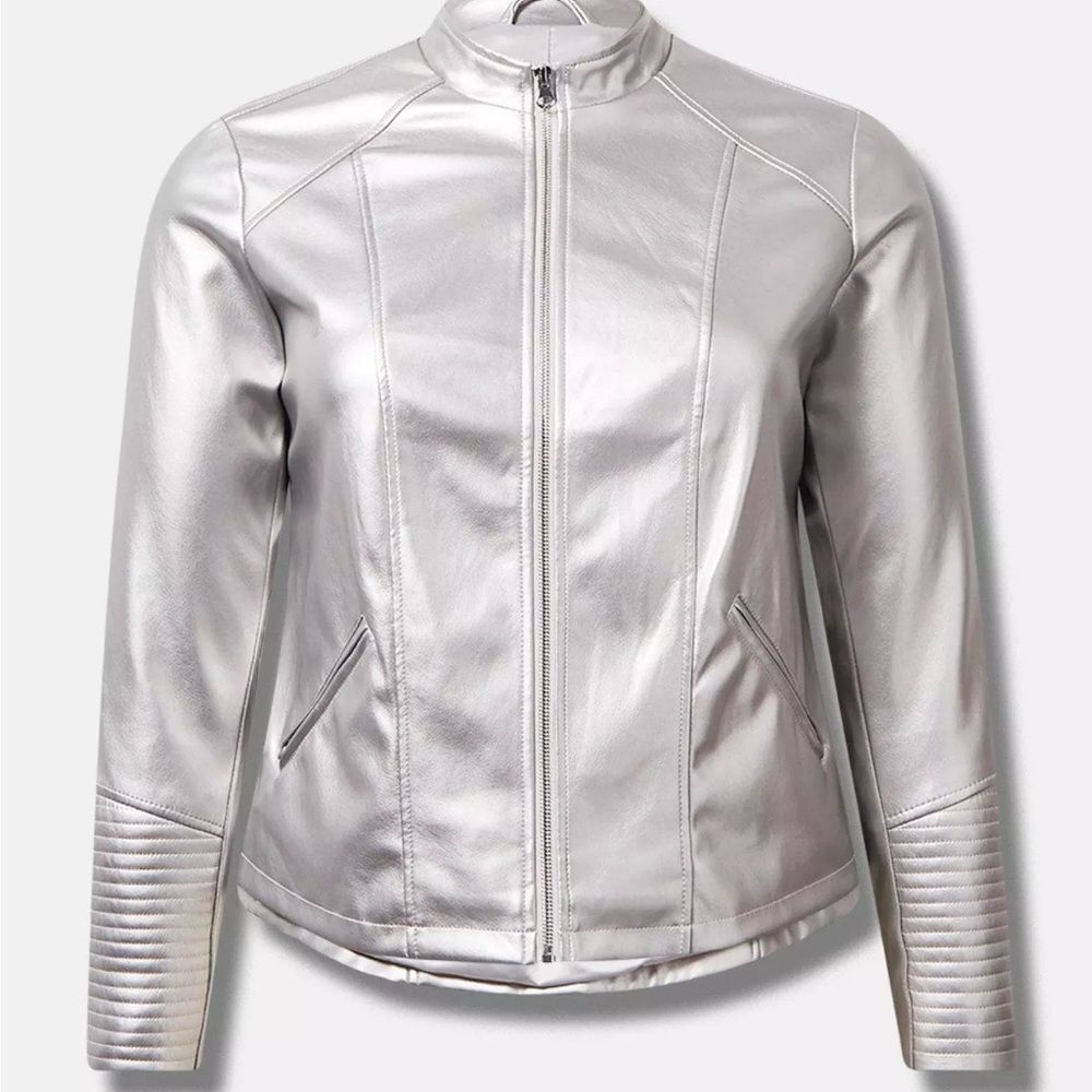 NWOT Torrid Faux leather moto Silver Jacket. Sz 1X. 80's, metallic moto biker